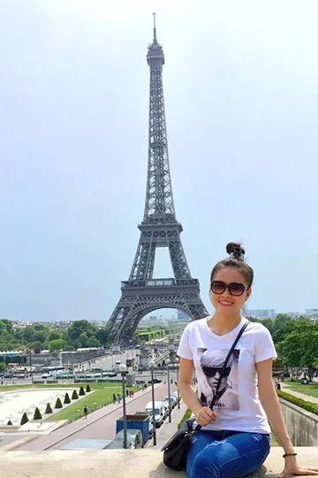 Thanh Tuyền đang học tập và làm việc tại Pháp